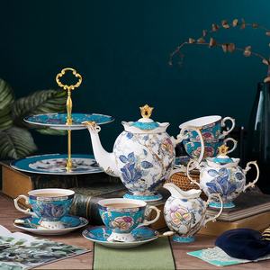 Service à thé de luxe haut de gamme en porcelaine fine avec gravure florale artisanale, tasse à café et soucoupe en céramique de Chine osseuse, coffret cadeau - Product Image 2