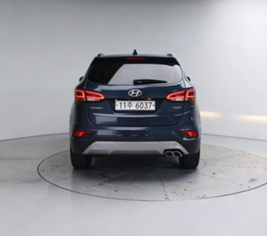 Hyundai Santa Fe 2015 16MY Diesel Automatique AWD SUV Économe en Carburant Performances Fiables Idéal pour les Marchés d'Exportation - Product Image 1