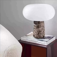 Lampe de chevet en marbre de luxe léger, abat-jour en verre décoratif rétro Wabi Sabi, lampe de bureau design créatif, éclairage d'intérieur