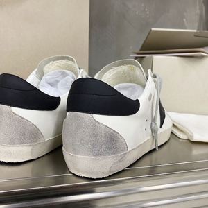 Chaussures de marche sportives haut de gamme pour hommes, tige en mesh respirante, anti-odeur, lacets ajustables, confortables, tendance, toutes saisons - Product Image 2