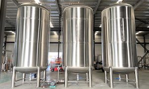 Réservoir de stockage en acier inoxydable 316 de 15 000 L, grand réservoir de stockage de produits chimiques de 15 000 <span class=keywords><strong>litres</strong></span>, réservoir de stockage de liquides robuste de 15 000 L - Product Image 6