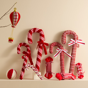 Boules de Noël en mousse imprimées en sérigraphie à rayures rouge et blanches motif canne à sucre et à carreaux, pendentifs montgolfières et décorations d'arbre - Product Image 1