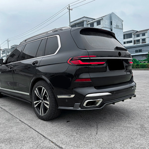 สปอยเลอร์หลัง Amp-Z สำหรับ BMW X7 G07 M Sport ปี 2019 สีดำเปียโน ลายคาร์บอนไฟเบอร์ ผิวด้าน สไตล์แต่ง - Product Image 2