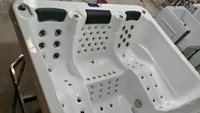 Jacuzzi extérieur familial en acrylique pour 4 personnes avec panneau de commande, accessoire de baignoire à glace