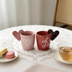 Taza de Agua de Cerámica con Asa de Corazón Romántica y Creativa, Taza de Agua Personalizada <span class=keywords><strong>para</strong></span> Parejas, Regalo <span class=keywords><strong>para</strong></span> el <span class=keywords><strong>Desayuno</strong></span>, <span class=keywords><strong>para</strong></span> el Día de <span class=keywords><strong>San</strong></span> <span class=keywords><strong>Valentín</strong></span> - Product Image 1