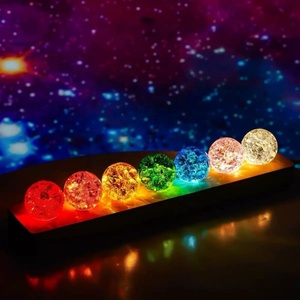Boules <span class=keywords><strong>de</strong></span> <span class=keywords><strong>cristal</strong></span> craquelé <span class=keywords><strong>de</strong></span> 40 mm, <span class=keywords><strong>7</strong></span> couleurs, avec base en bois LED, ornements décoratifs Feng Shui, sphères <span class=keywords><strong>de</strong></span> verre à bulles, veilleuse - Product Image 6