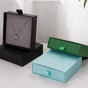Caja de Regalo Exclusiva para Joyería |   Estuche Rígido Deslizante para Marcas |   Suministro Global - Product Image 4
