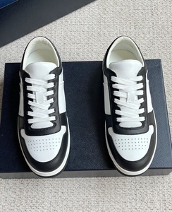 Zapatillas de Lujo para Hombre, de Cuero con Rayas, de Diseñador, de Marca de Moda, Zapatos Deportivos de Alta Calidad, Zapatos de Caminar de Lujo para Mujer - Product Image 3