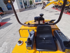 Herramienta de excavación para centro comercial, <span class=keywords><strong>mini</strong></span> excavadora con ruedas para excavación de tierra civil, 30S - Product Image 6