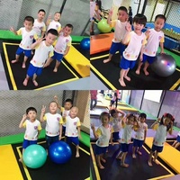 Trampolín Rectangular para Niños con Red de Seguridad y Escalera de Entrada, Cama Elástica para Ejercicio y Fitness Infantil