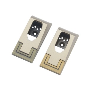 Support de vêtements ovale Yseo en alliage de zinc couleur bronze, base pour accessoires de rail de penderie - Product Image 3