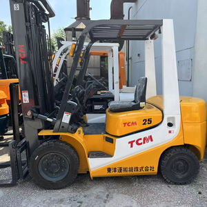 Chariot élévateur diesel TCM d'occasion à bas prix, 2,5 tonnes, haute qualité, 3 mètres, personnalisable avec vérin. - Product Image 1