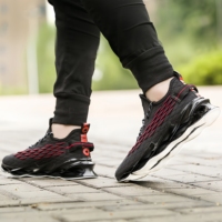Baskets montantes respirantes brodées à lacets pour hommes, nouvelles chaussures de course décontractées tendance