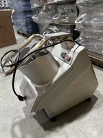 Machine à découper les légumes multifonctionnelle très vendue, trancheuse, hachoir de cuisine, moulin à farine