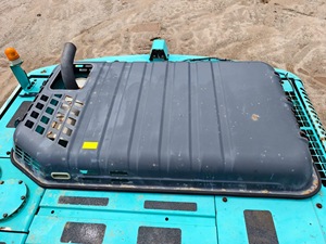 Equipo pesado de segunda mano, excavadora Kobelco de 20 toneladas, excavadora Kobelco SK200 para movimiento de tierras. - Product Image 5