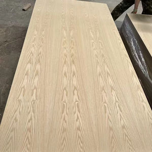 Paneles de MDF de Primera Clase de 18 mm 1220X2440 mm, Resistentes a la Humedad, con Revestimiento de <span class=keywords><strong>Melamina</strong></span> en Color Roble Rojo Natural de Calidad Superior - Product Image 1