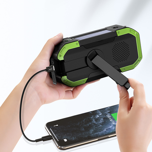 IPX7 Étanche Sans Fil Haut-parleurs Portables Bluetooth avec Affichage LED FM Radio SOS pour Douche Piscine Fête Voyage