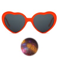 Lunettes de soleil personnalisées OEM en gros de Yiwu avec logo, effet de réfraction en forme de cœur, à prix abordable