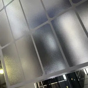 3.2mm şeffaf güneş camı şamandıra güneş camı panel kaplı temperli güneş camı