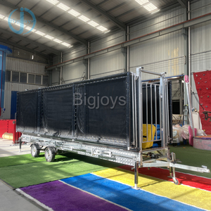 <span class=keywords><strong>Parc</strong></span> de trampolines mobile 6-en-1 pour divertissement extérieur commercial avec remorque, adapté à tous les âges, en promotion - Product Image 2