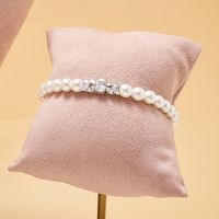 017068 Ensemble de bijoux élégants en perles artisanales et zircon cubique, collier et boucles d'oreilles, plaqué or de Dubaï, vente en gros