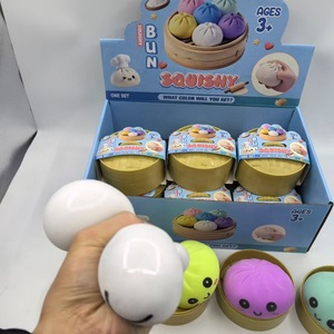 Jouet anti-stress à presser en forme de boulette, à rebond lent, réaliste, mini-boulette vapeur en PU, vente chaude - Product Image 3