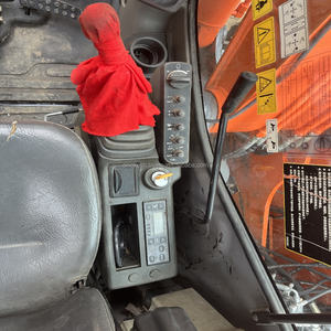 เครื่องจักรรถขุดมือสอง6ตัน ZX60ฮิตาชิพร้อมใบมีด - Product Image 6