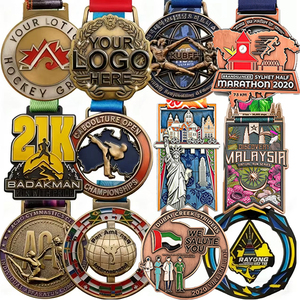 Médailles sportives personnalisées, livraison rapide, médailles de marathon en métal, médailles en alliage de zinc moulées sous pression 3D en gros avec autocollant logo personnalisé - Product Image 1