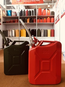 Bidón de <span class=keywords><strong>Gasolina</strong></span> de Alta Calidad y Fácil de Usar, Varios Estilos, Bidón de Combustible, Recipiente para <span class=keywords><strong>Gasolina</strong></span>, Recipiente para Aceite - Product Image 3