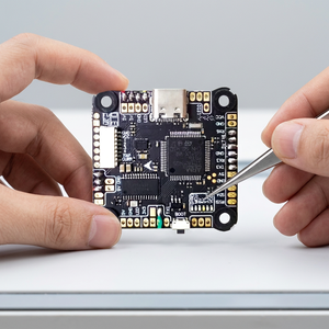 Placa de Interfaz de Receptor Multiversión CMB-06 para Sistemas de Control de Vuelo de UAV - Product Image 6