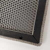 Panneaux de ventilation en acier argenté blindés EMI RF personnalisés Hengshi, noyau en nid d'abeille, maille grillagée de 1,5 mm d'épaisseur, technologie Blazing, anti-poussière