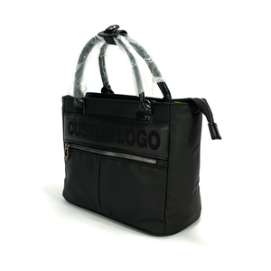 Venta al por mayor <span class=keywords><strong>de</strong></span> bolsa <span class=keywords><strong>de</strong></span> golf personalizada para hombres y mujeres Boston cremallera y deportes impermeables PU para compañeros <span class=keywords><strong>de</strong></span> golf - Product Image 2