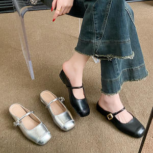 Sandales de plage polyvalentes et élégantes pour femmes, pour une utilisation en plein air en été, design antidérapant, tendance de la mode, respirantes et confortables - Product Image 5