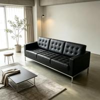 Canapé Chesterfield carré moderne trois places, structure en fer, revêtement en cuir PU, coussins en mousse haute densité, confortable et durable