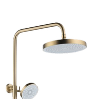 Ensemble de douche à jet de pluie au design moderne, mural pour hôtel