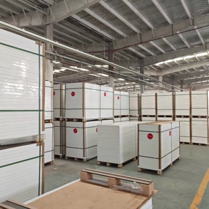 白色底漆实心木制室内卧室门框定制现代隔音木门MDF模压门 - Product Image 6