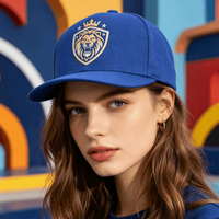 Casquette Snapback Structurée Bleu Royal OEM Premium en Sergé avec Broderie 3D Couronne et Bouclier Lion Doré pour Équipe Sportive