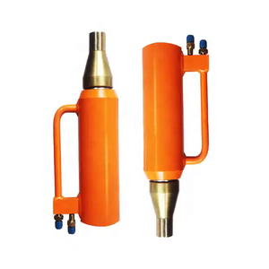 Cric de tension monobloc léger bibo avec conception portable pour le renforcement des fondations de ponts par un seul opérateur - Product Image 3