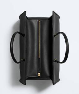 Bolso Tote con Cierre Bottega BV Barbara, Silueta Elegante, Hecho con Técnica Intrecciato en Piel Nappa Suave, Veneta - Product Image 4