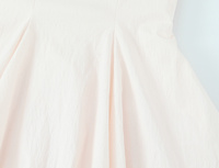 Nouvelle robe mini tube chic et décontractée pour femme, style rétro, sans manches, collection été 2026.