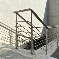 Tiang Baluster Bulat Stainless Steel 304 Modern Mudah Dipasang untuk Balkon Tangga Hotel Sistem Railing Pegangan Tangga