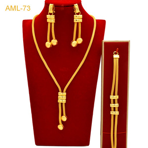 Conjunto de Joias Indianas de Luxo Banhadas a Ouro 24k Saudita para Festas e Casamentos com Franjas Longas - Product Image 2