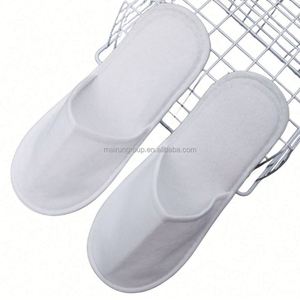 Pantuflas Desechables de Invierno para Hotel, con Luz, Personalizables con Logotipo, Forro de Algodón Transpirable, Entresuela de EVA, Color Personalizado - Product Image 5