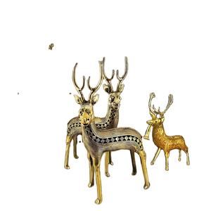 Dúo de ciervo de latón puro hecho a mano, Decoración de mesa antigua de pie, diseño tradicional, decoración estética para el hogar, acabado dorado de 6,5 pulgadas - Product Image 1