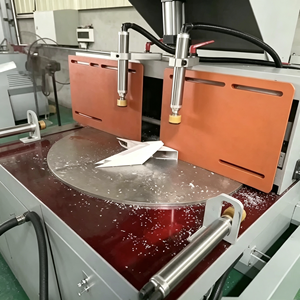 Scie à découper l'aluminium à angle arbitraire à commande servo avec 22,5 °   Cutter de profilés en alliage haute précision à rotation minimale pour la construction - Product Image 5