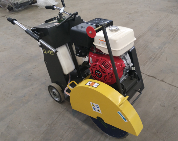 Pavement Road Cutting Saw Machine 40CM Diameter Loncin Petrol Engine Asphalt Concrete with Water Tank 3600 Rpm Provided 10m/mim