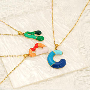 <span class=keywords><strong>Oro</strong></span> placcato in acciaio inox moda collana di gioielli smalto 26 lettere alfabeto ciondolo a maglie collane a catena da donna - Product Image 4