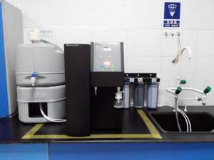 Basınçlı kap ve pompa çekirdek bileşenleri ile tıbbi laboratuvar 220V genotip için ULTRAPURE su makinesi 1 yıl garanti - Product Image 5