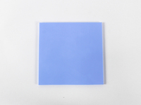 Un coussin thermique en silicone souple, conductivité thermique 1w/m~10w/m. K, et autres caractéristiques : couleurs, épaisseur, dureté, etc. Peut être personnalisé.