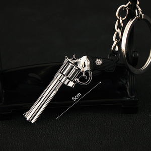 Personalizado Mini Metal <span class=keywords><strong>Red</strong></span> <span class=keywords><strong>Dead</strong></span> <span class=keywords><strong>Redemption</strong></span> carta llavero 3D pistola modelo llavero titular Chaveiro hombres coche bolsa pistola llavero colgante - Product Image 4